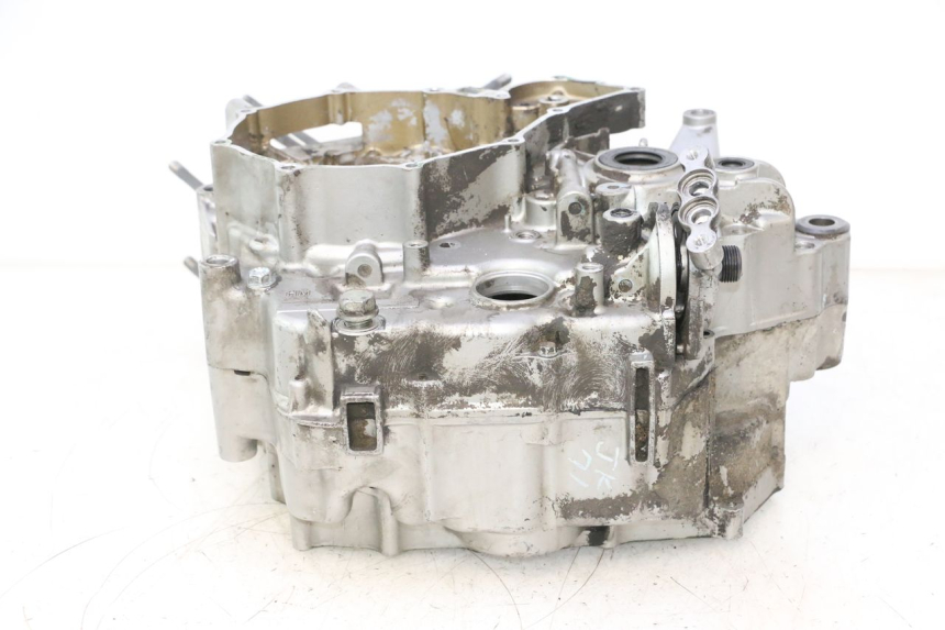 photo de CARCAÇA INFERIOR DO MOTOR HONDA XRV AFRICA TWIN 750 (1990 - 1992) - Zoom do estado de desgaste