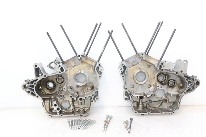 photo de CARCAÇA INFERIOR DO MOTOR HONDA XRV AFRICA TWIN 750 (1990 - 1992) - Outro ângulo de visão