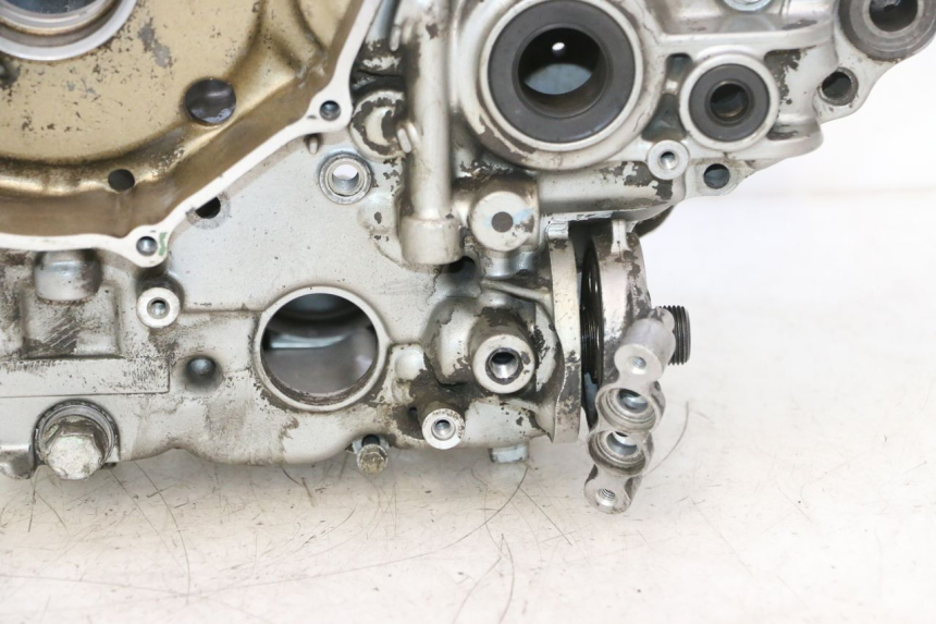 photo de CARCAÇA INFERIOR DO MOTOR HONDA XRV AFRICA TWIN 750 (1990 - 1992) - Pontos de fixação