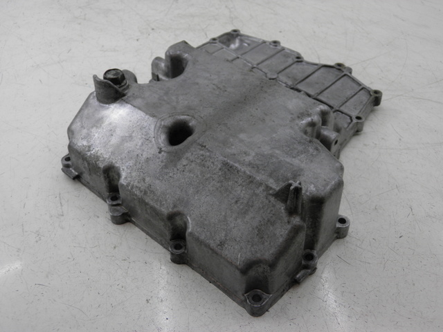 photo de CARCAÇA INFERIOR DO MOTOR YAMAHA FJR 1300 (2004 - 2005) - Zoom do estado de desgaste