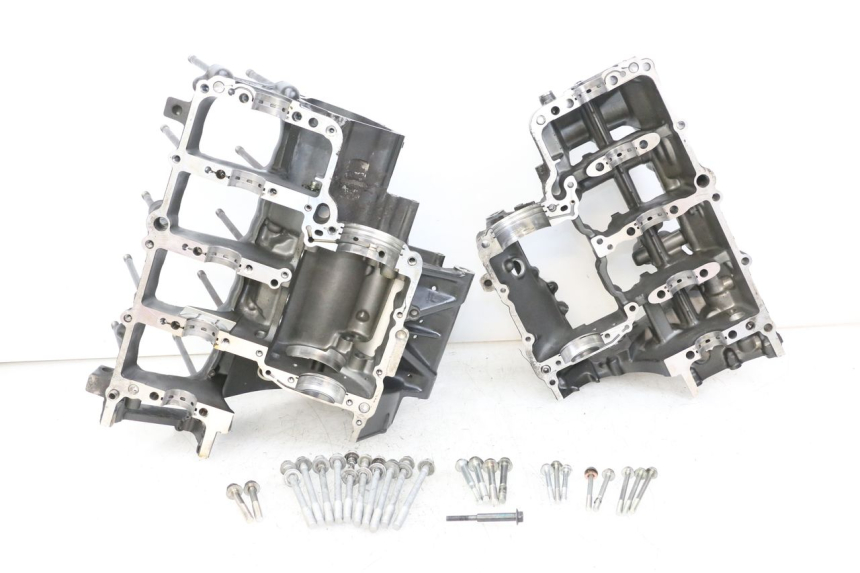 photo de CARTER INFERIOR DO MOTOR YAMAHA FZ1 FAZER 1000 (2007 - 2009) - Detalhe da peça