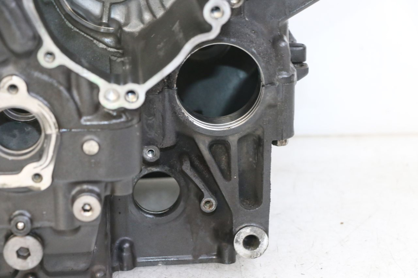 photo de CARTER INFERIOR DO MOTOR YAMAHA FZ1 FAZER 1000 (2007 - 2009) - Vista do produto