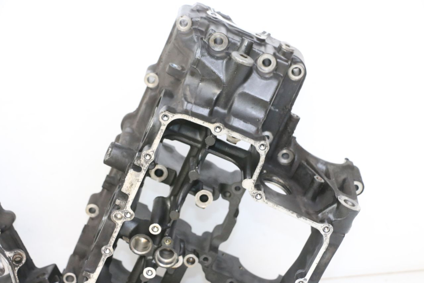 photo de CARTER INFERIOR DO MOTOR YAMAHA FZ1 FAZER 1000 (2007 - 2009) - Ângulo alternativo