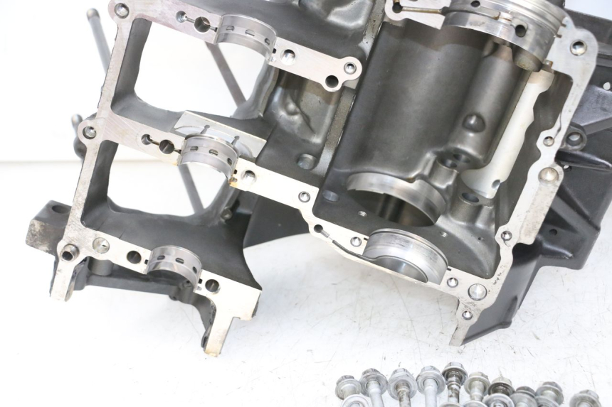 photo de CARTER INFERIOR DO MOTOR YAMAHA FZ1 FAZER 1000 (2007 - 2009) - Ampliação técnica