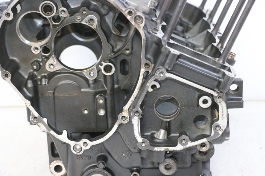 photo de CARTER INFERIOR DO MOTOR YAMAHA FZ1 FAZER 1000 (2007 - 2009) - Vista geral