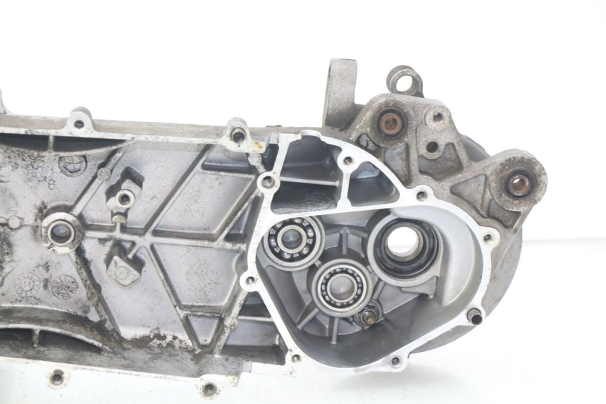 photo de CARTER INFERIOR DO MOTOR YAMASAKI YM T 125 (2015 - 2020) - Outro ângulo de visão