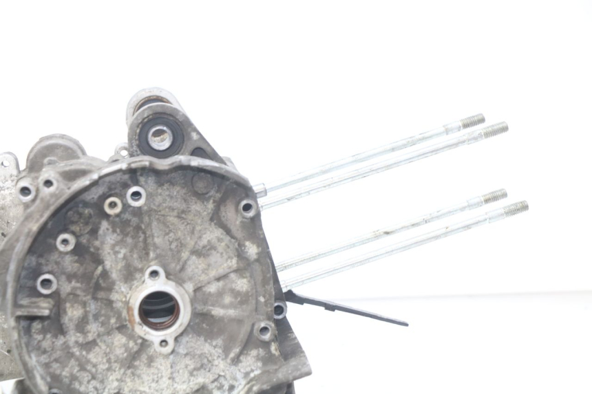 photo de CARTER INFERIOR DO MOTOR YAMASAKI YM T 125 (2015 - 2020) - Estado da superfície