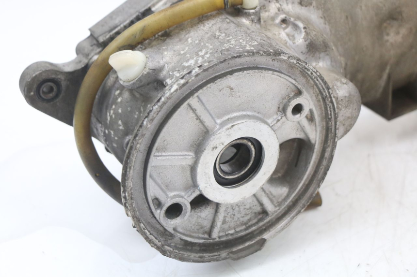 photo de CARTER INFERIOR DO MOTOR YAMAHA YP MAJESTY 125 (2002 - 2006) - Detalhes característicos