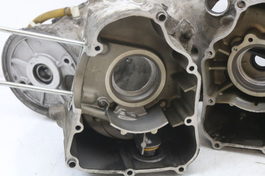photo de CARTER INFERIOR DO MOTOR YAMAHA YP MAJESTY 125 (2002 - 2006) - Zoom do estado de desgaste