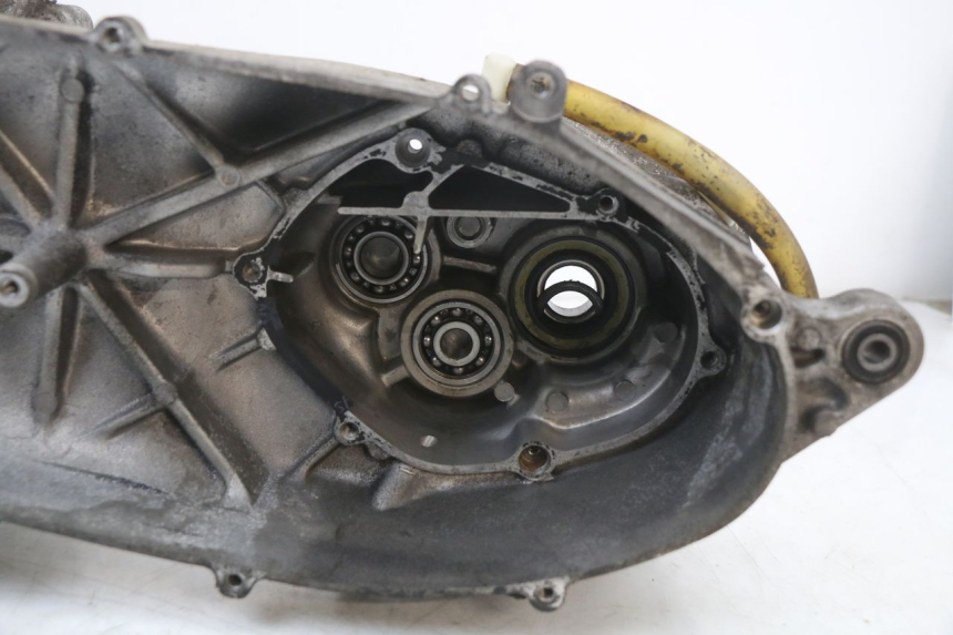 photo de CARTER INFERIOR DO MOTOR YAMAHA YP MAJESTY 125 (2002 - 2006) - Marcações e referências