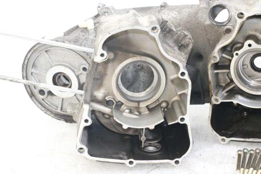 photo de CARTER INFERIOR DO MOTOR YAMAHA YP MAJESTY 125 (2002 - 2006) - Vista do produto