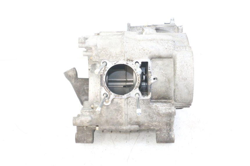 photo de CARTER INFERIOR DO MOTOR YAMAHA YP MAJESTY 125 (2002 - 2006) - Zoom do estado de desgaste