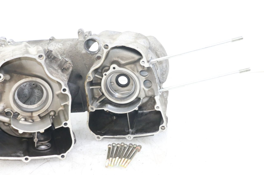 photo de CARTER INFERIOR DO MOTOR YAMAHA YP MAJESTY 125 (2002 - 2006) - Marcações e referências