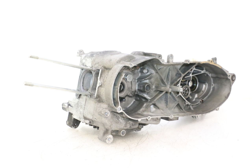 photo de CARCAÇA INFERIOR DO MOTOR YAMAHA YP MAJESTY 125 (1998 - 2001) - Vista principal
