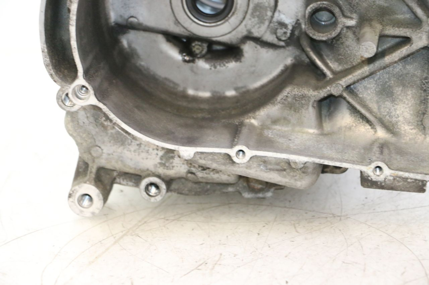 photo de CARCAÇA INFERIOR DO MOTOR YAMAHA YP MAJESTY 125 (1998 - 2001) - Vista geral