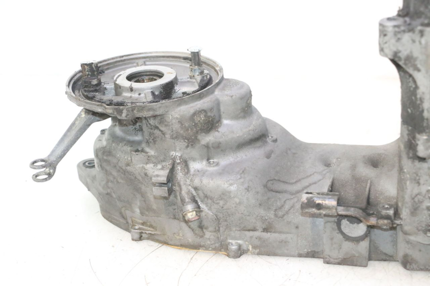 photo de CARCAÇA INFERIOR DO MOTOR YAMAHA YP MAJESTY 125 (1998 - 2001) - Detalhe da peça