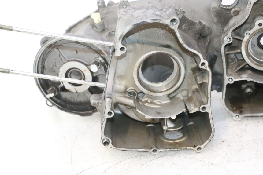 photo de CARCAÇA INFERIOR DO MOTOR YAMAHA YP MAJESTY 125 (1998 - 2001) - Zoom de qualidade
