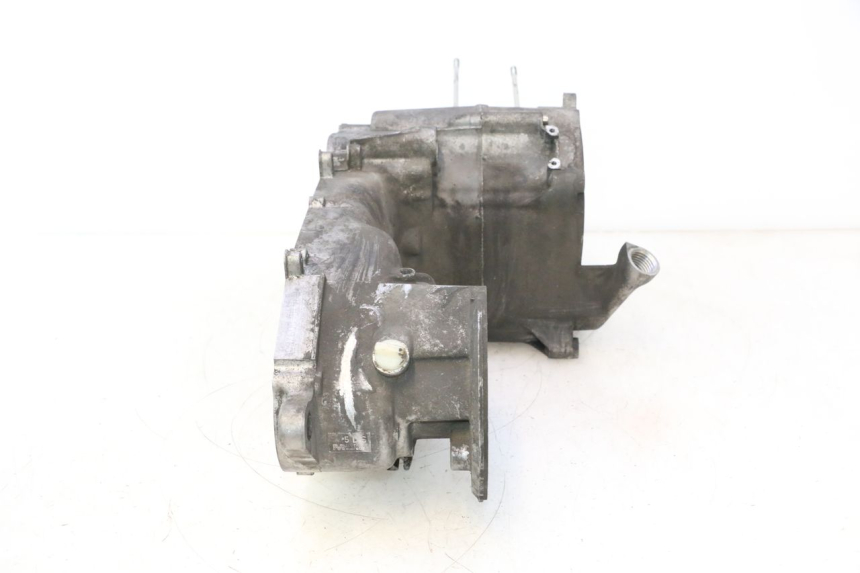 photo de CARCAÇA INFERIOR DO MOTOR YAMAHA YP MAJESTY 125 (2007 - 2010) - Detalhes característicos