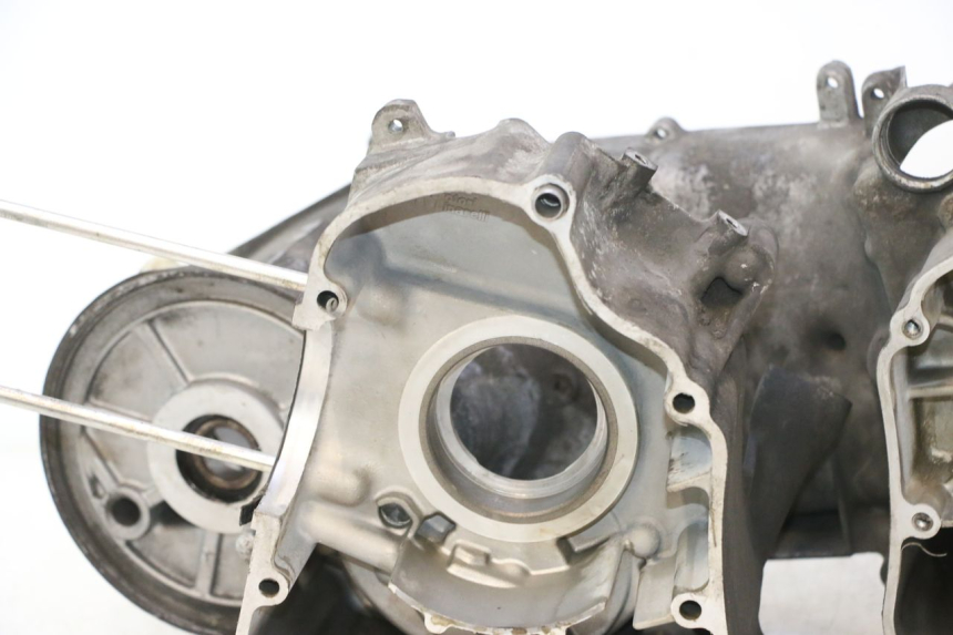 photo de CARCAÇA INFERIOR DO MOTOR YAMAHA YP MAJESTY 125 (2007 - 2010) - Detalhe da peça