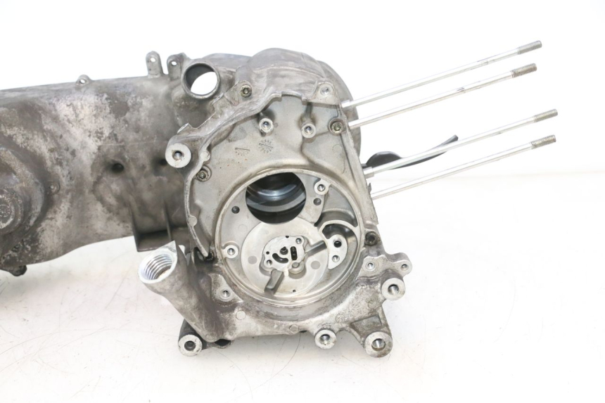 photo de CARCAÇA INFERIOR DO MOTOR YAMAHA YP MAJESTY 125 (2007 - 2010) - Peça verificada