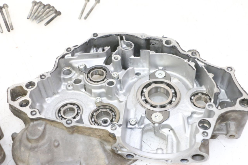 photo de CARTER INFERIOR DO MOTOR YAMAHA YZ-F YZF 250 (2014 - 2018) - Inspeção visual