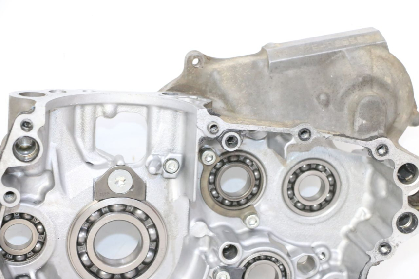 photo de CARTER INFERIOR DO MOTOR YAMAHA YZ-F YZF 250 (2014 - 2018) - Vista de perfil