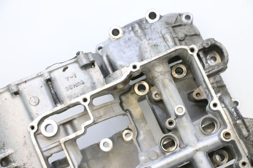 photo de CARCAÇA INFERIOR DO MOTOR YAMAHA YZF R GENESIS 750 (1993 - 1998) - Estrutura - ampliação