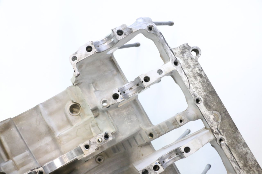 photo de CARCAÇA INFERIOR DO MOTOR YAMAHA YZF R GENESIS 750 (1993 - 1998) - Detalhe da peça