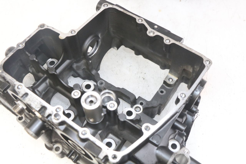 photo de CARTER INFERIOR DO MOTOR YAMAHA YZF R1 1000 (2007 - 2008) - Vista do produto