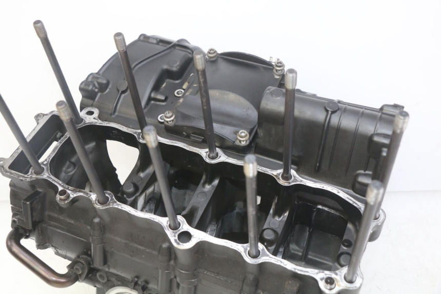 photo de CARTER INFERIOR DO MOTOR YAMAHA YZF R1 1000 (2007 - 2008) - Zoom do estado de desgaste