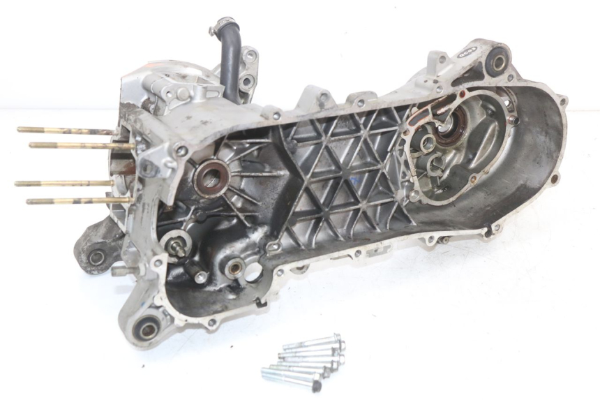 photo de CARTER INFERIOR DO MOTOR PIAGGIO ZIP 2T 50 (2009 - 2019) - Vista principal