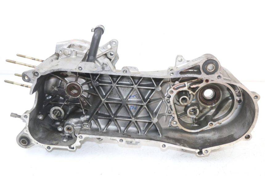 photo de CARTER INFERIOR DO MOTOR PIAGGIO ZIP 2T 50 (2009 - 2019) - Detalhe da peça
