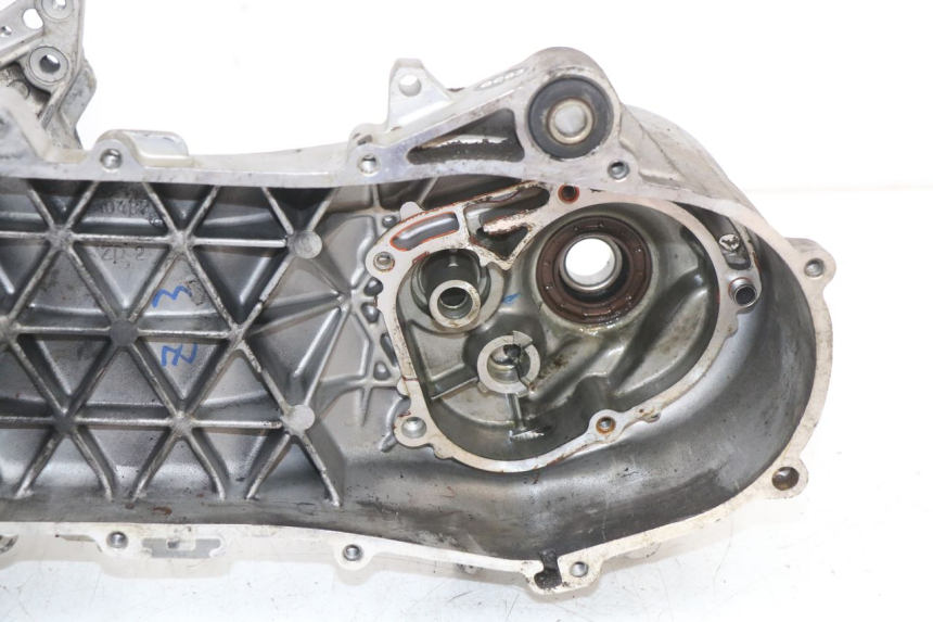 photo de CARTER INFERIOR DO MOTOR PIAGGIO ZIP 2T 50 (2009 - 2019) - Pontos de fixação