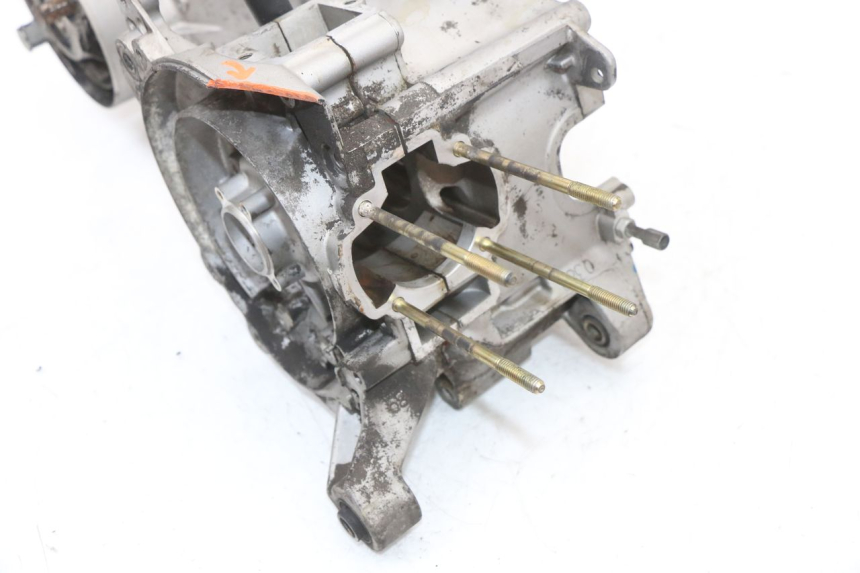photo de CARTER INFERIOR DO MOTOR PIAGGIO ZIP 2T 50 (2009 - 2019) - Peça verificada