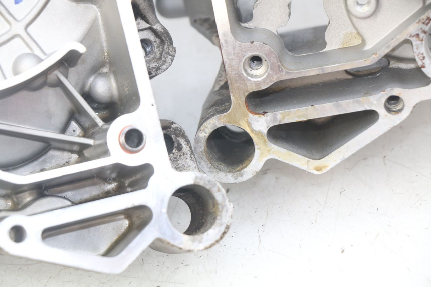 photo de CARTER INFERIOR DO MOTOR PIAGGIO ZIP 4T 50 (2018 - 2020) - Ângulo alternativo