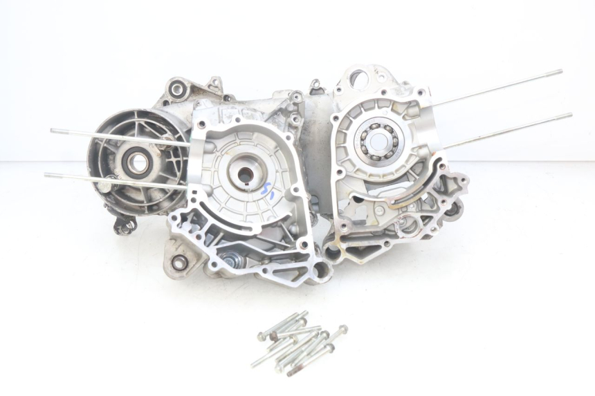 photo de CARTER INFERIOR DO MOTOR PIAGGIO ZIP 4T 50 (2018 - 2020) - Zoom do estado de desgaste