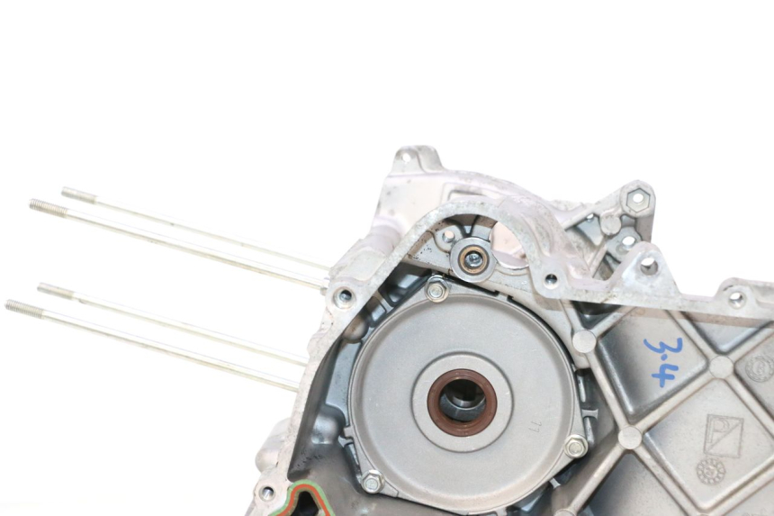 photo de CARCAÇA INFERIOR DO MOTOR PIAGGIO ZIP IGET 4T 50 (2021 - 2023) - Vista do produto