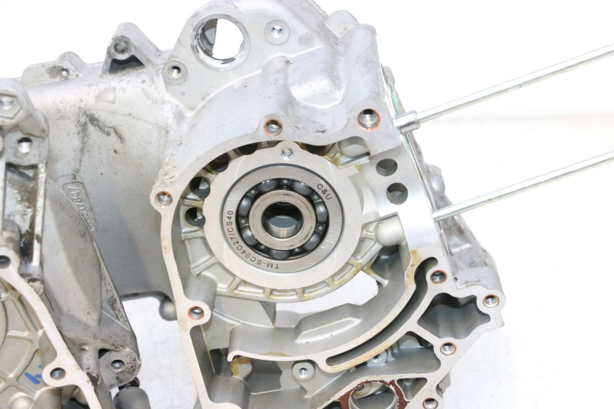 photo de CARCAÇA INFERIOR DO MOTOR PIAGGIO ZIP IGET 4T 50 (2021 - 2023) - Vista de perfil