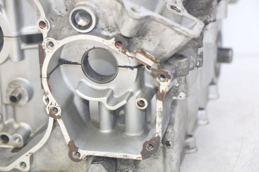 photo de CARTER INFERIOR DO MOTOR KAWASAKI ZX-6R ZX6R 600 (1995 - 1997) - Estado da superfície