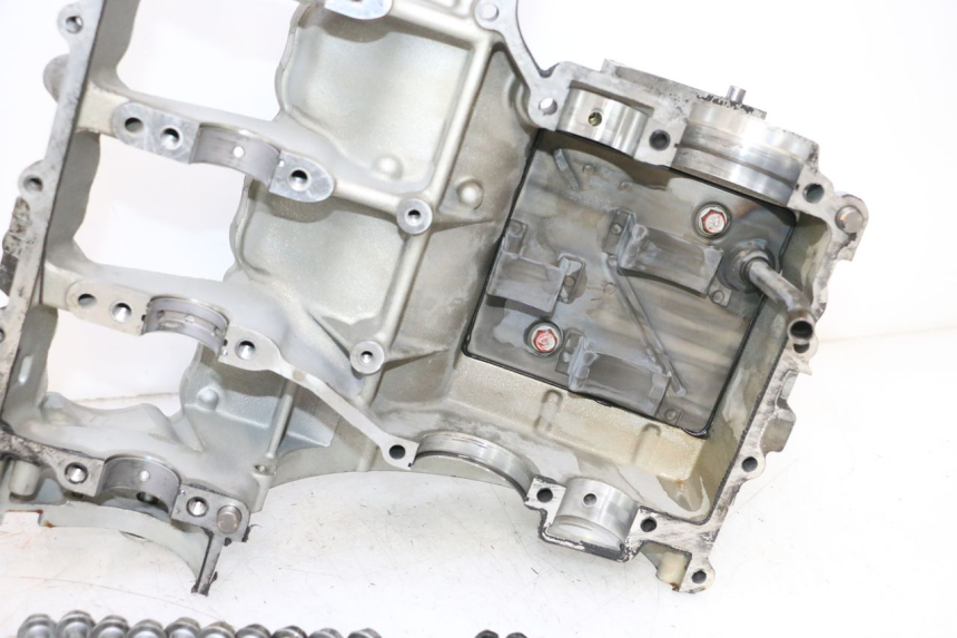 photo de CARCAÇA INFERIOR DO MOTOR KAWASAKI ZX-6R ZX6R 600 (2000 - 2002) - Estrutura - ampliação
