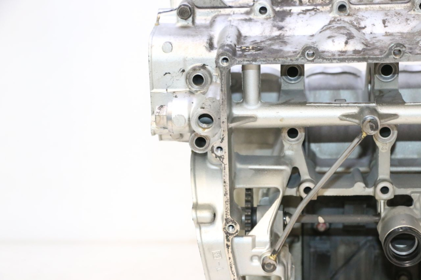 photo de CARCAÇA INFERIOR DO MOTOR KAWASAKI ZX-6R ZX6R 600 (2000 - 2002) - Outro ângulo de visão