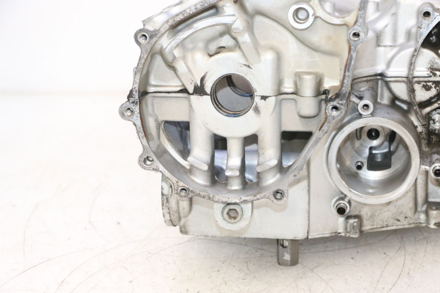 photo de CARCAÇA INFERIOR DO MOTOR KAWASAKI ZX-6R ZX6R 600 (2000 - 2002) - Marcações e referências
