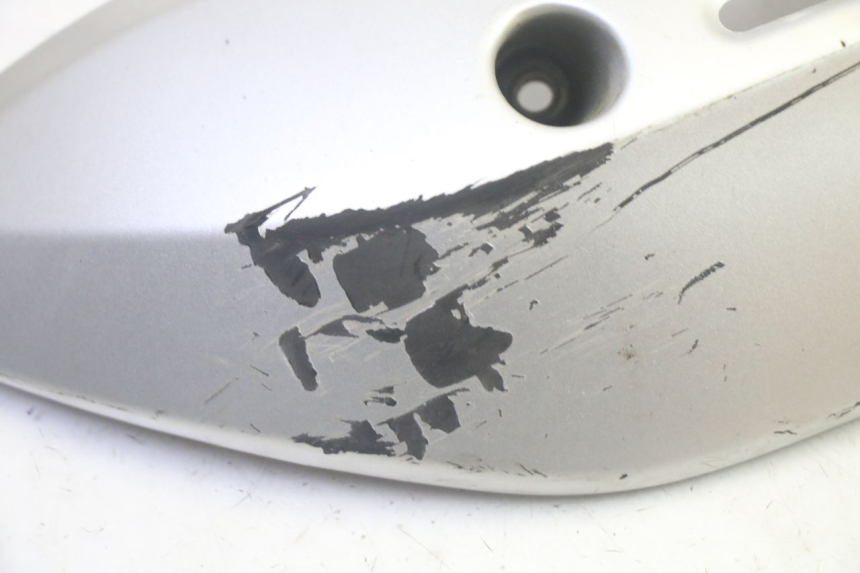 photo de TAMPA DO ESCAPE SYM GTS EVO 125 (2009 - 2013) - Outro ângulo de visão
