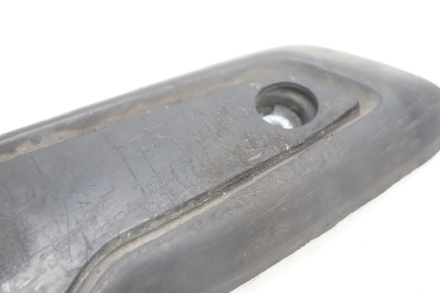 photo de TAMPA DO ESCAPE PEUGEOT KISBEE 4T 50 (2010 - 2017) - Outro ângulo de visão