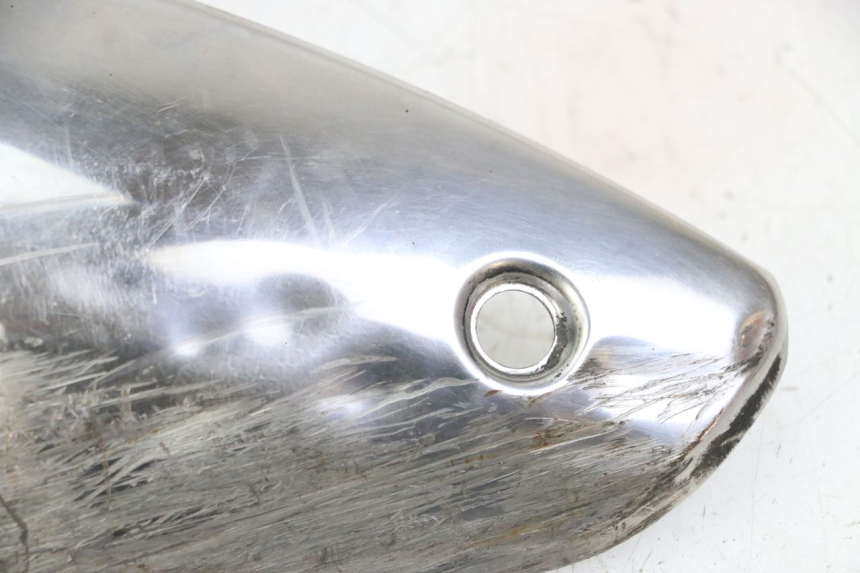 photo de TAMPA DO ESCAPE PIAGGIO VESPA LX 2T 50 (2005 - 2013) - Marcações e referências