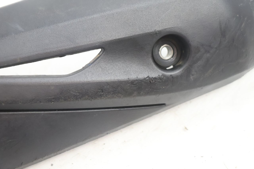 photo de TAMPA DO ESCAPE TNT MOTOR ROMA 10' 2T 50 (2011 - 2018) - Outro ângulo de visão