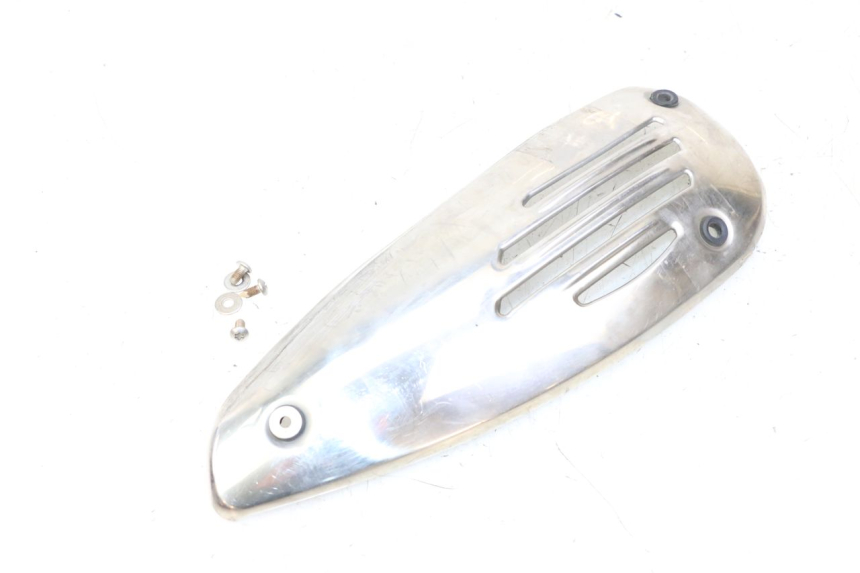 photo de TAMPA DO ESCAPE PIAGGIO VESPA S 2T 50 (2007 - 2014) - Pontos de fixação