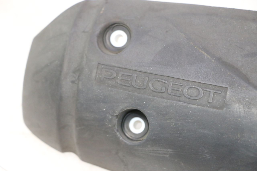 photo de TAMPA DO ESCAPE PEUGEOT VIVACITY NEW 2T 50 (2008 - 2017) - Zoom do estado de desgaste