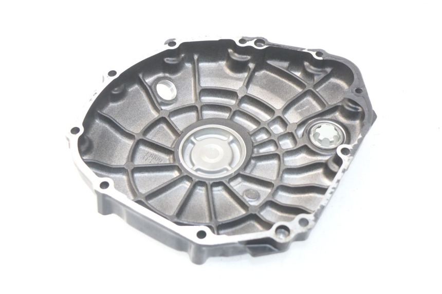 photo de TAMPA DE EMBREAGEM SUZUKI GSR 600 (2005 - 2012) - Outro ângulo de visão