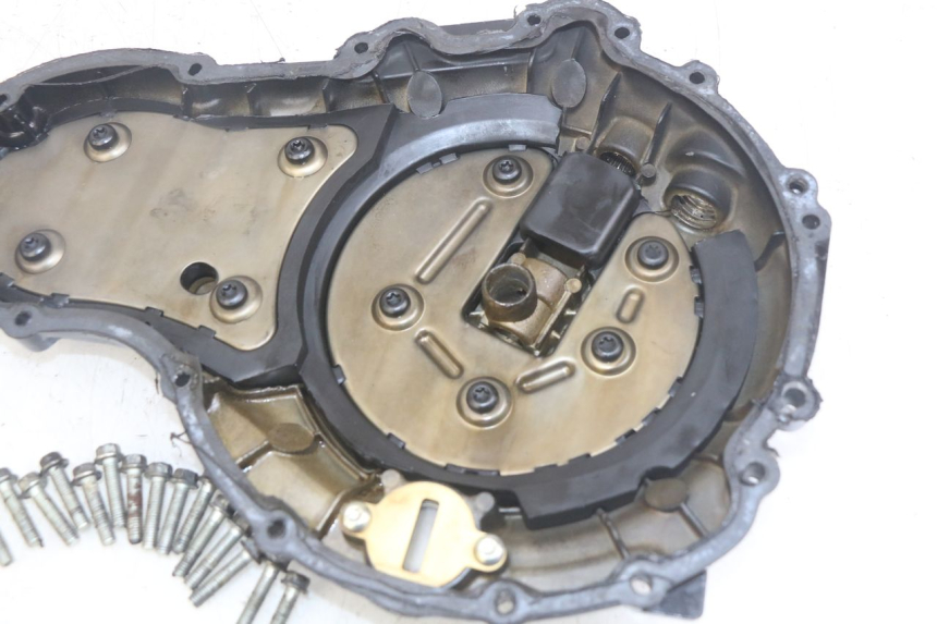 photo de TAMPA DE EMBREAGEM TRIUMPH SPRINT ST 955 (1999 - 2001) - Zoom do estado de desgaste